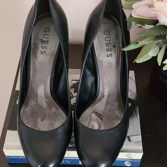 Classic Platform Pumps - Picture 6 of 7